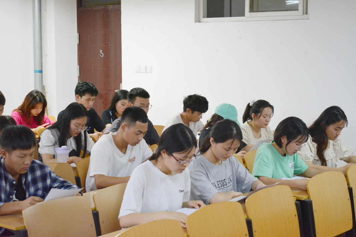 说明: C:\Users\朱龙宇\Desktop\7FC0D0BED42B91426A49AD87E5CE4152.jpg 说明: C:\Users\朱龙宇\Desktop\7FC0D0BED42B91426A49AD87E5CE4152.jpg